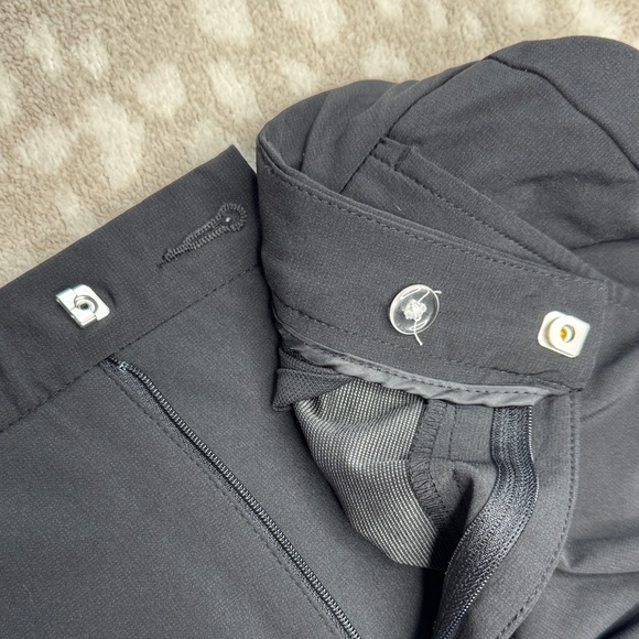 Black Golf Shorts size 32 - Picture 5 of 6